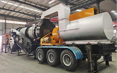 North Korea's 80tph asphalt mixing plant was sent to the port today for delivery to customers